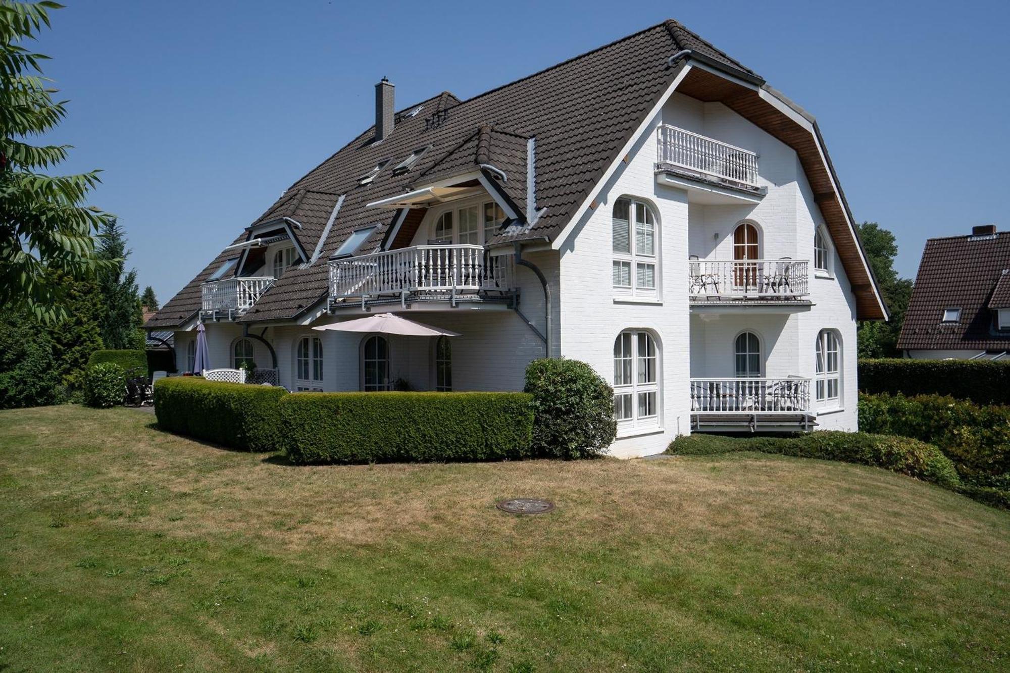Haus Pegasus App 7 Apartment Scharbeutz Bagian luar foto